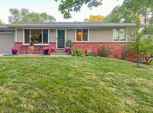 7431 Greenwood Ct, Lincoln, NE 68507