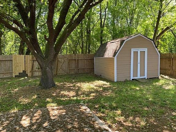 2nd image of 10922 Loch Bend Ct