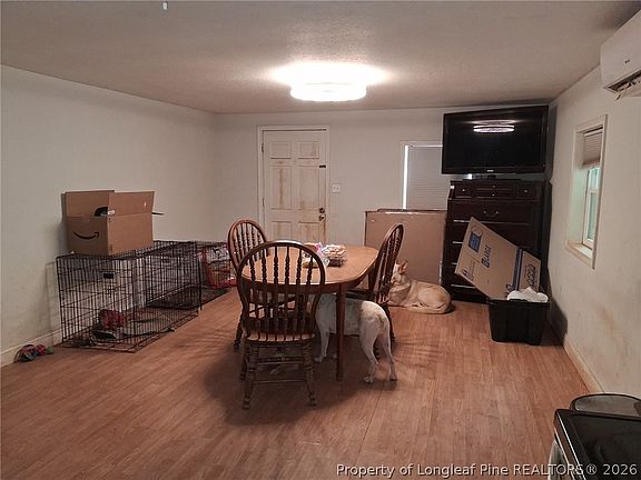 3rd image of 175 Weathers St