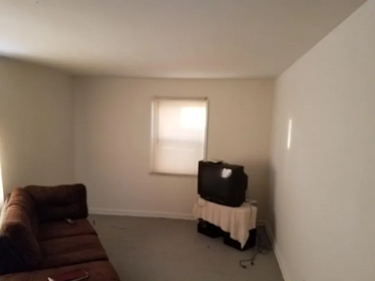 2090 Cleveland Ave — Photo 6