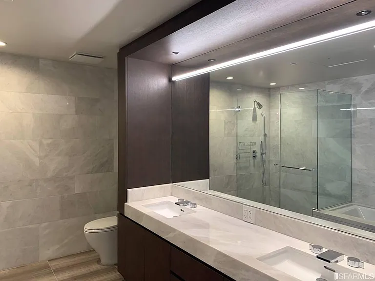 488 Folsom St #4301 — Photo 13