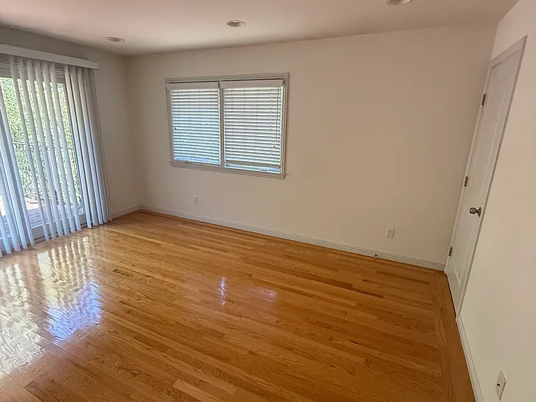 4028 Reinhardt Dr — Photo 17