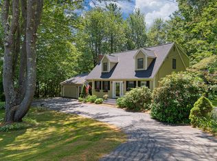 6 Arrowhead Dr, Brunswick, ME 04011