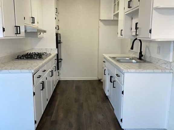 5th image of 35123 Avenue B APT C