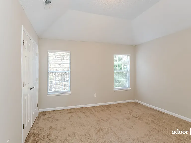4077 English Valley Dr — Photo 11
