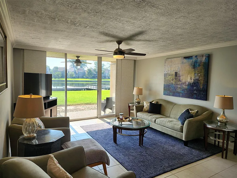 12600 Melville Dr #123 — Photo 11