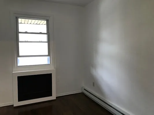 Rented by Daniel Gale Sotheby's International Realty | media 9