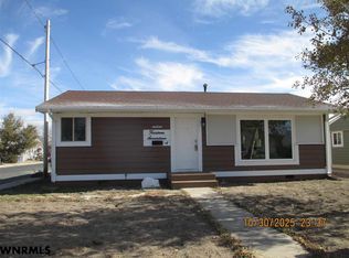 1417 16th Ave, Scottsbluff, NE 69361