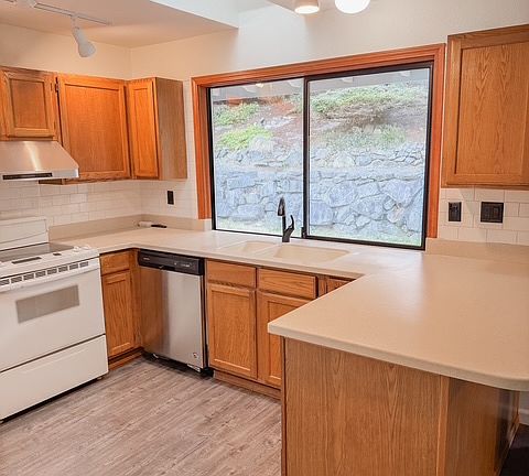 5th image of 3611 S 284th Pl