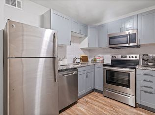 Westport 12, Kansas City, MO 64111