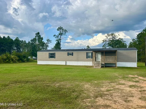 7030 Cuevas Town Rd, Kiln, MS 39556