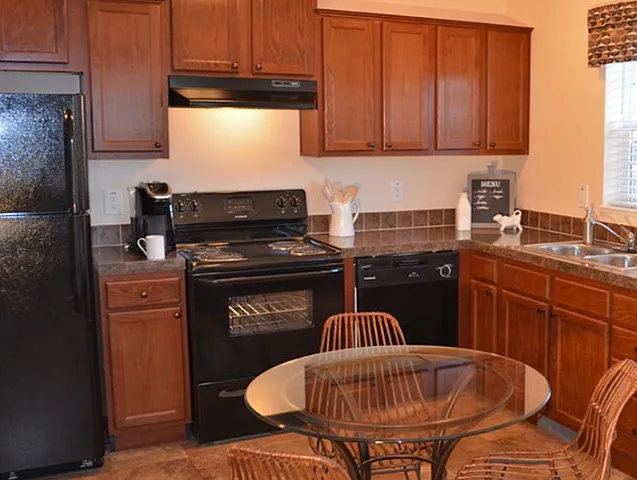 Trail View Apartments — Photo 3