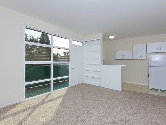 2nd image of 677 S Lake Ave APT F