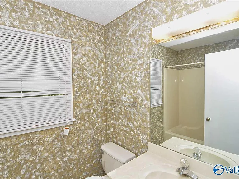 1332 Blake Bottom Rd #B — Photo 7
