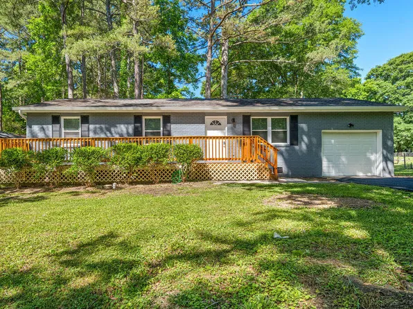 106 Park St, Chickamauga, GA 30707