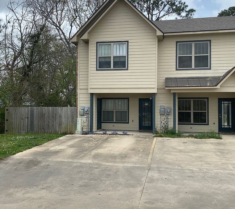 1st image of 208 Caudill Dr