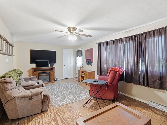 5th image of 1 Laura Cir