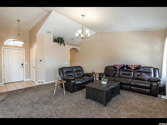 3rd image of 5152 W Alpen Glow Ct