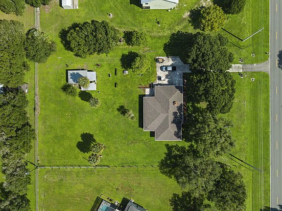 4th image of 2525 S FFA Road
