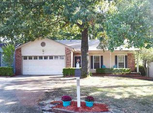 18 Silverleaf Ct, Little Rock, AR 72210