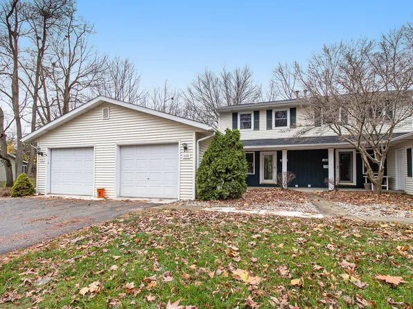 10123 Graefield Ct, Portage, MI 49024