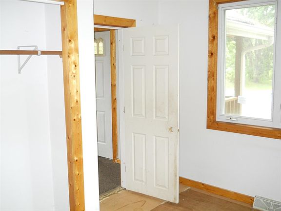 4th image of 3019 Homer Ave