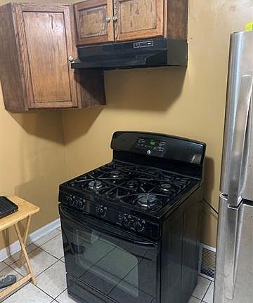 4th image of 20493 Warrington Dr