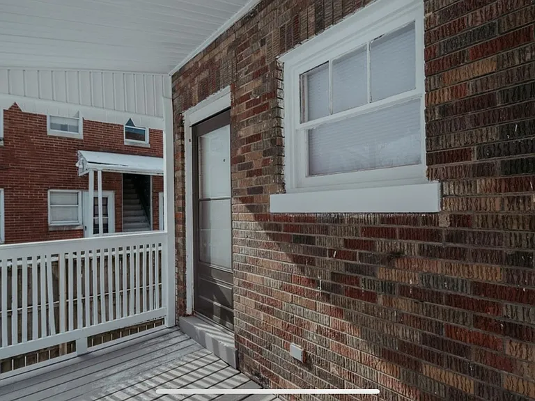 637 S 44th St — Photo 35