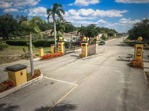 1497 Las Villas Blvd, Sebring, FL 33870
