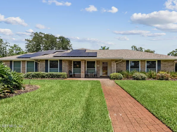 8205 HIDDEN LAKE Drive N, Jacksonville, FL 32216