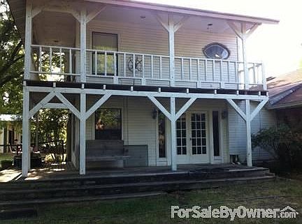 2nd image of 11433 Smallwood Dr