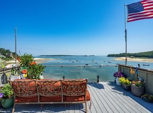 516 Adams St, Centerport, NY 11721