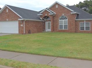 1507 S Breckenridge Loop, Rogers, AR 72756