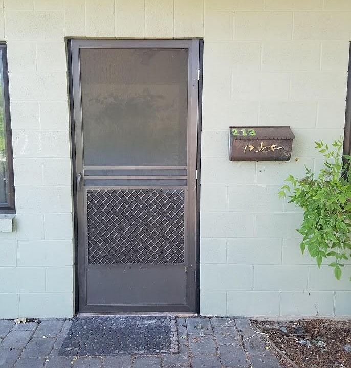1st image of 215 Vista St #213