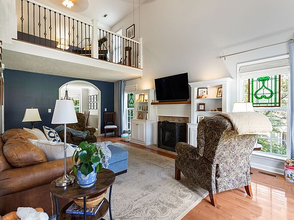 3rd image of 1509 White Pine Ct