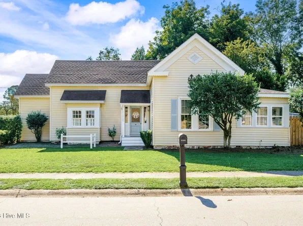 130 E Main Street, Rose Hill, NC 28458