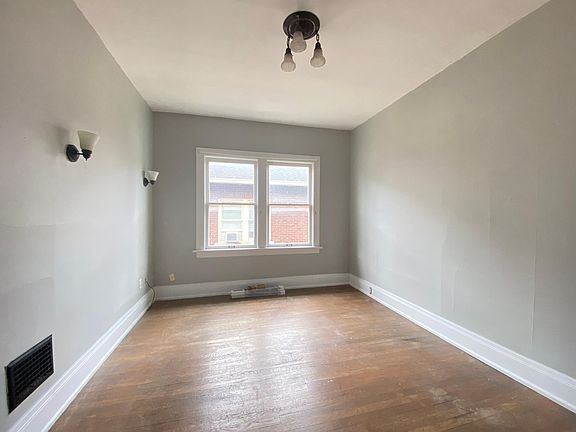 Bedroom #1