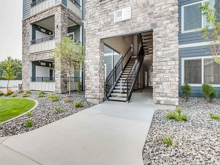 The Station Apartments at Gateway — Photo 70