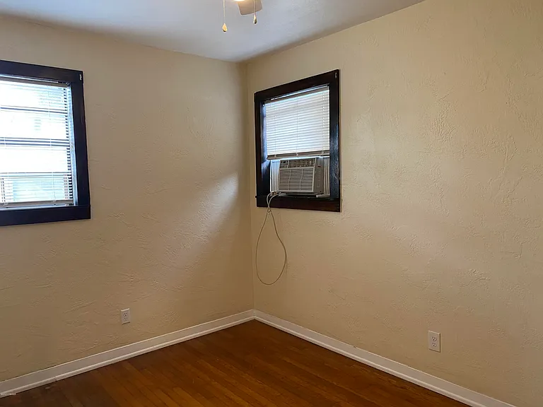 607 Jessamine Blvd #2 — Photo 12