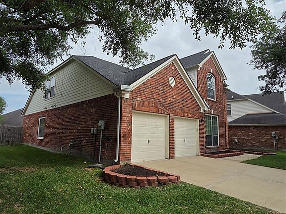 2nd image of 6030 Gablestone Ln