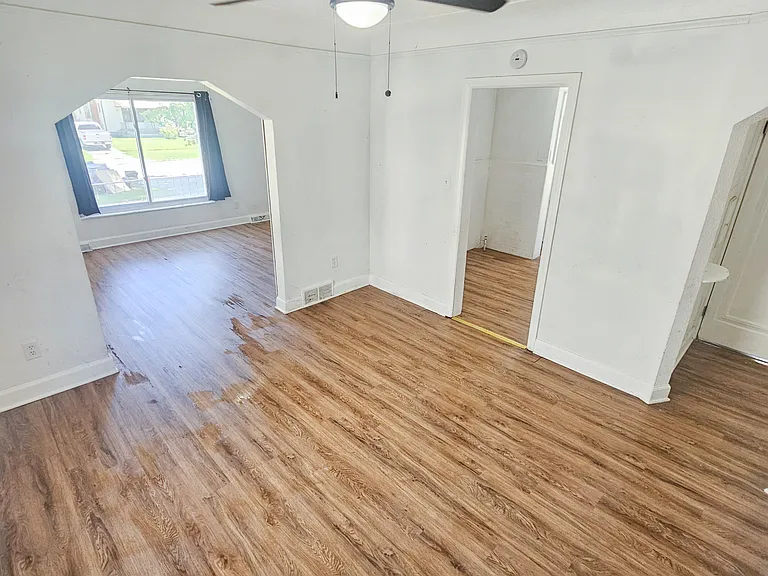 14575 Strathmoor St — Photo 16