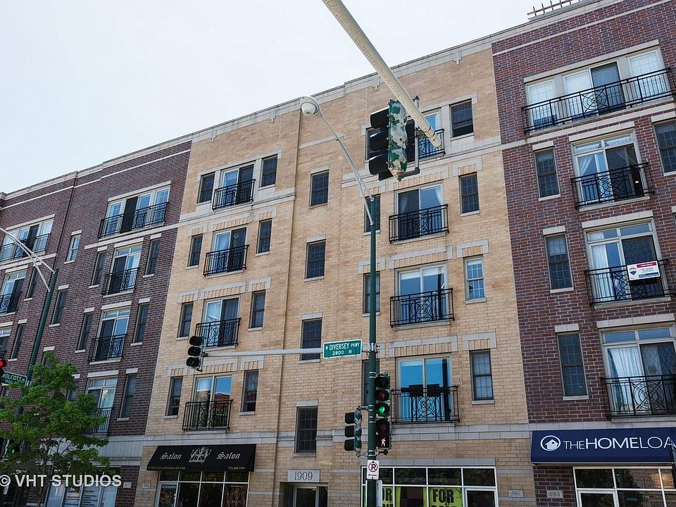 1st image of 1909 W Diversey Pkwy APT 302