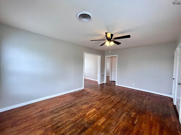 3rd image of 4701 Spiser Ln