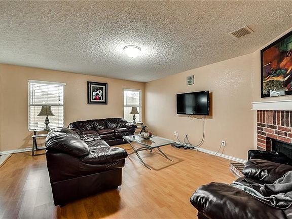 3rd image of 2968 Santa Sabina Dr