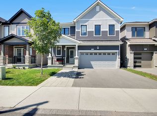 774 Derreen Ave, Ottawa, ON K2S 2Z1