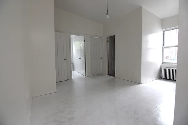 Rented by The Agency | media 1