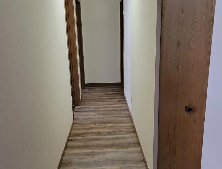 120 S Well St #10 — Photo 7