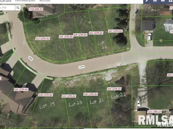 230 12th Ave, Moline, IL 61265