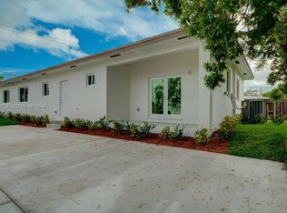312 Phippen Waiters Rd, Dania, FL 33004