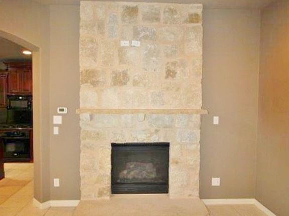 3rd image of 1320 Cog Hill Dr